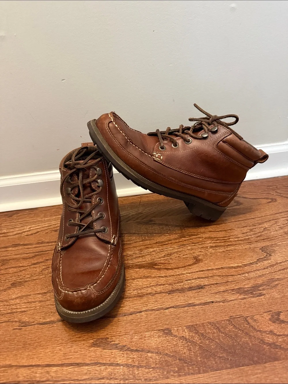 Cabela's Brown Leather Chukka Moc Toe Lace-Up Boots